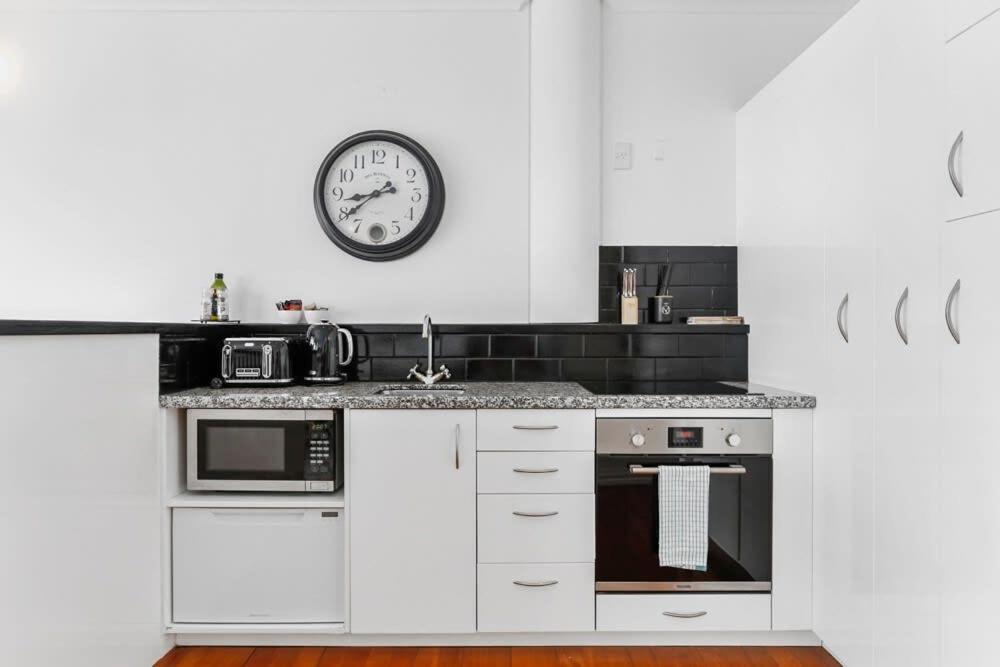 Funky One Bedroom Apartment On Princes Wharf Auckland Dış mekan fotoğraf